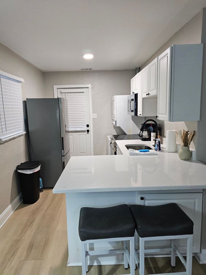Atlanta Apartment: 153 South Ave #1  SE