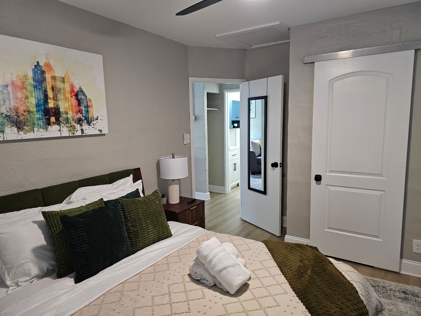 Atlanta Apartment: 153 South Ave #1  SE