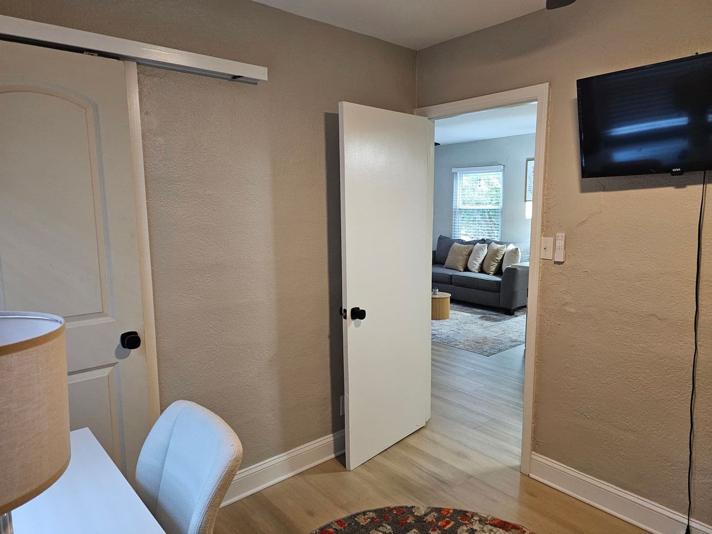 Atlanta Apartment: 153 South Ave #1  SE