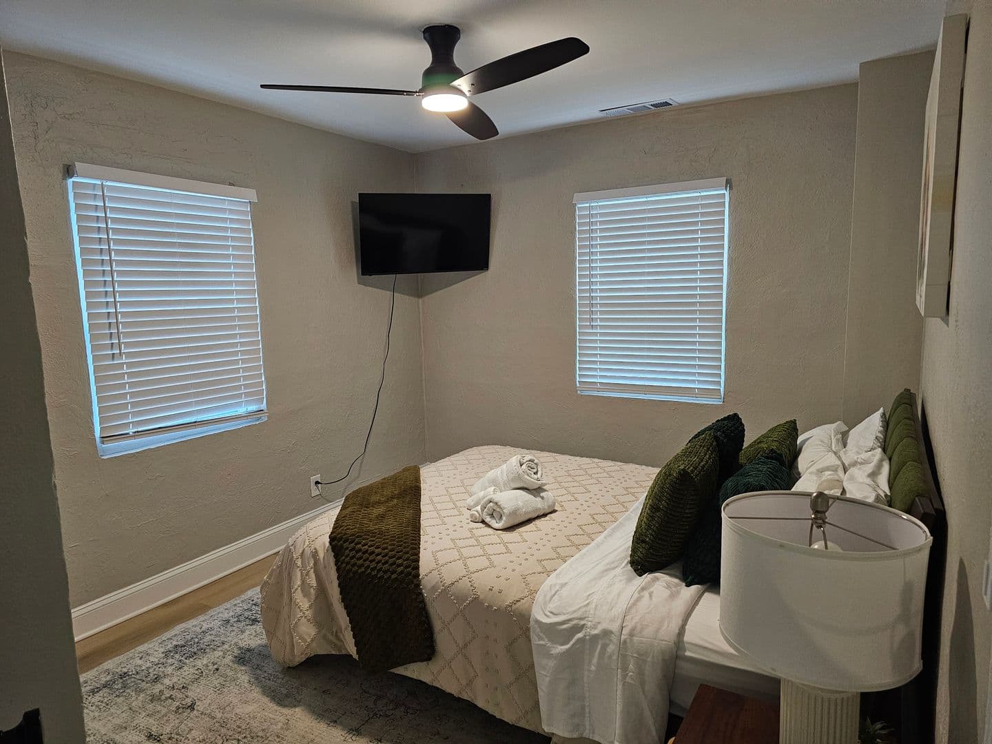 Atlanta Apartment: 153 South Ave #1  SE