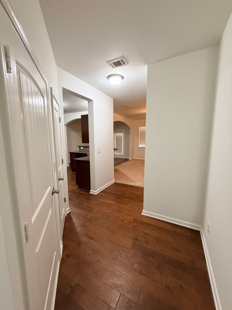 Acworth House: 4179 Baker Station Court