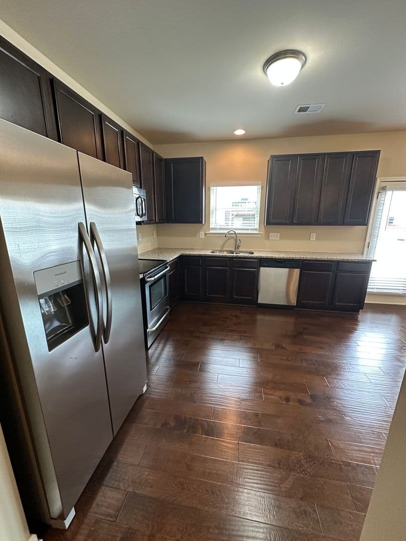 Kennesaw House: 3337 Blue Springs Walk NW