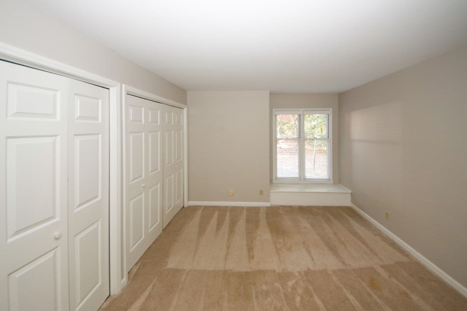 Sandy Springs Condo: 702 Garden Ct.