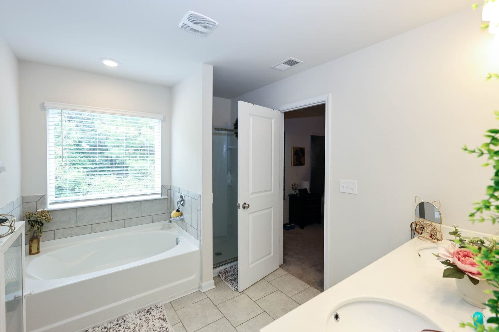 Stonecrest Townhome: 3493 Lakeview Creek