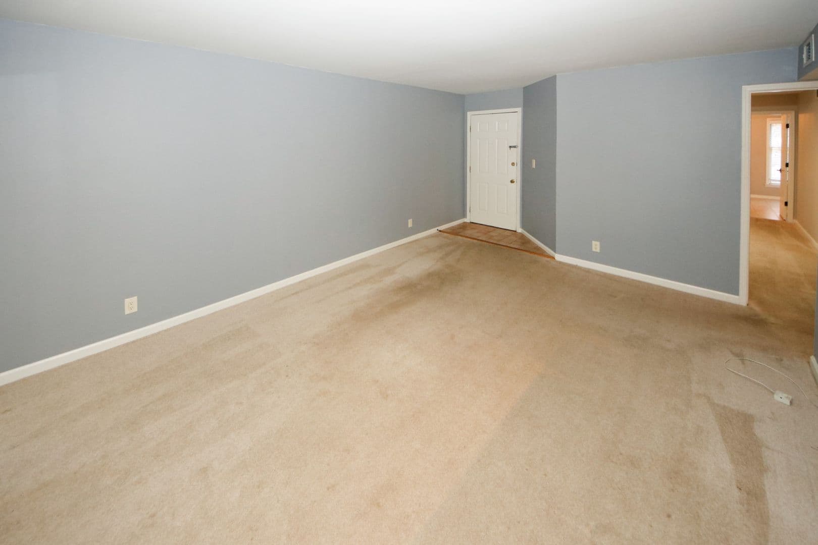 Sandy Springs Condo: 702 Garden Ct.