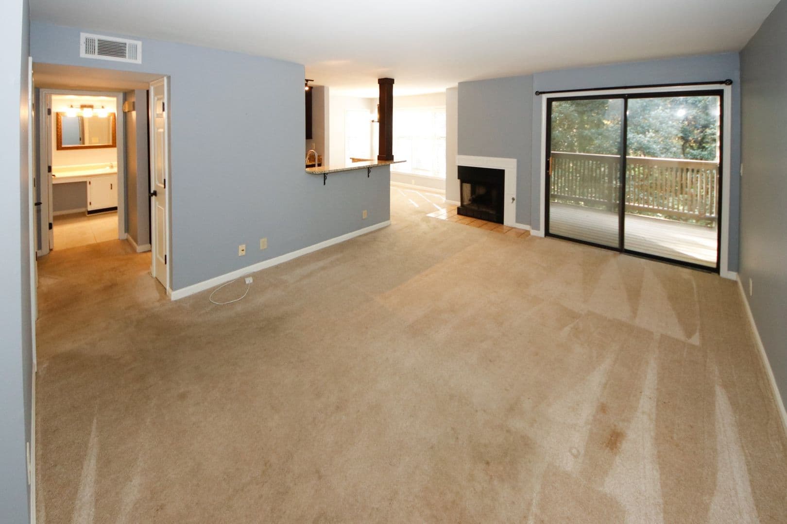 Sandy Springs Condo: 702 Garden Ct.