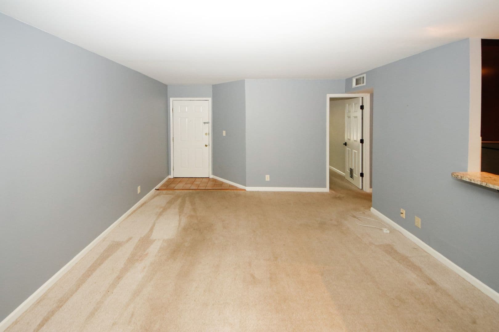 Sandy Springs Condo: 702 Garden Ct.
