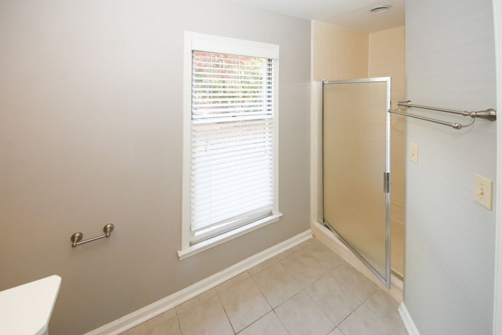 Sandy Springs Condo: 702 Garden Ct.