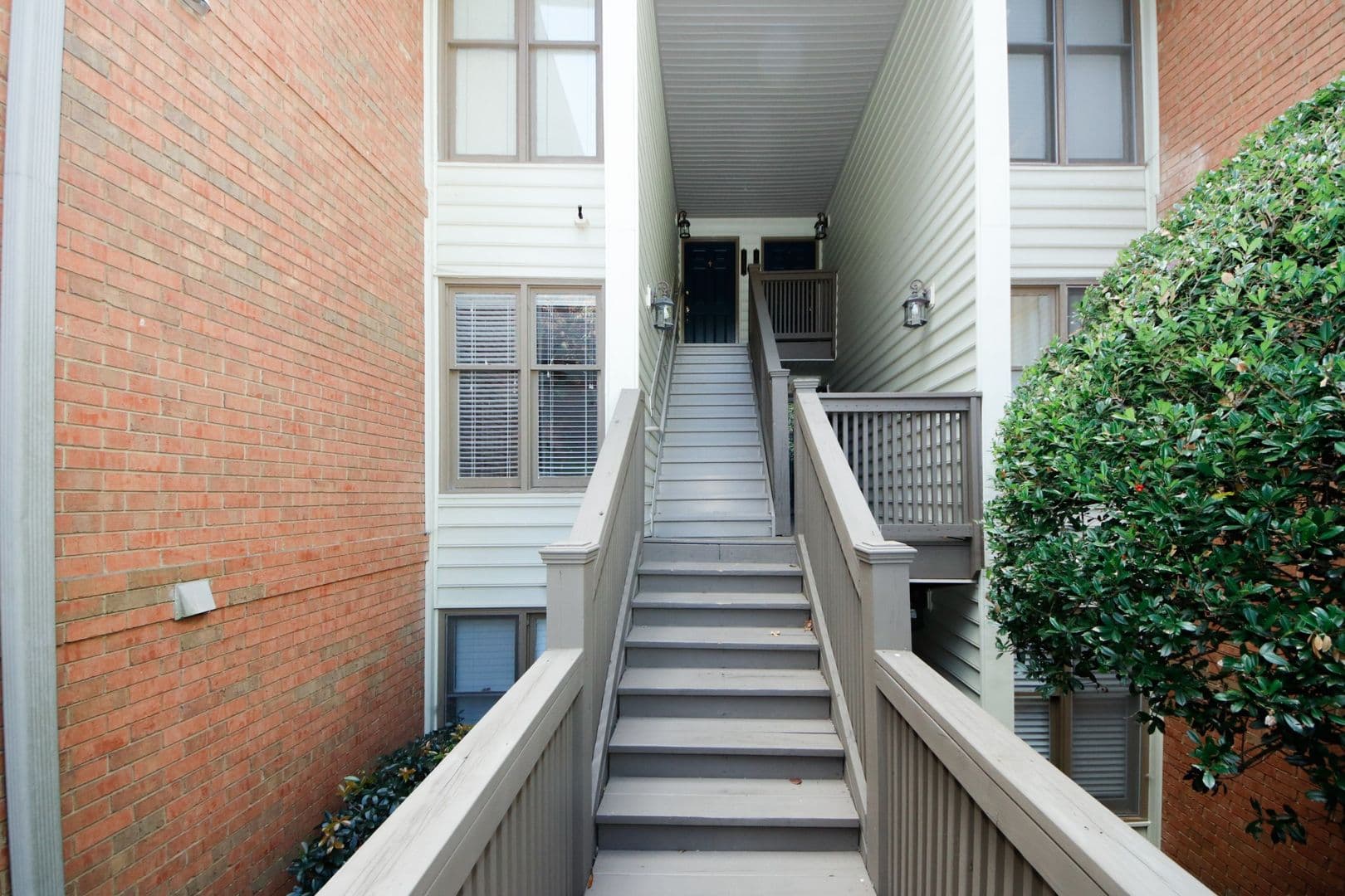 Sandy Springs Condo: 702 Garden Ct.