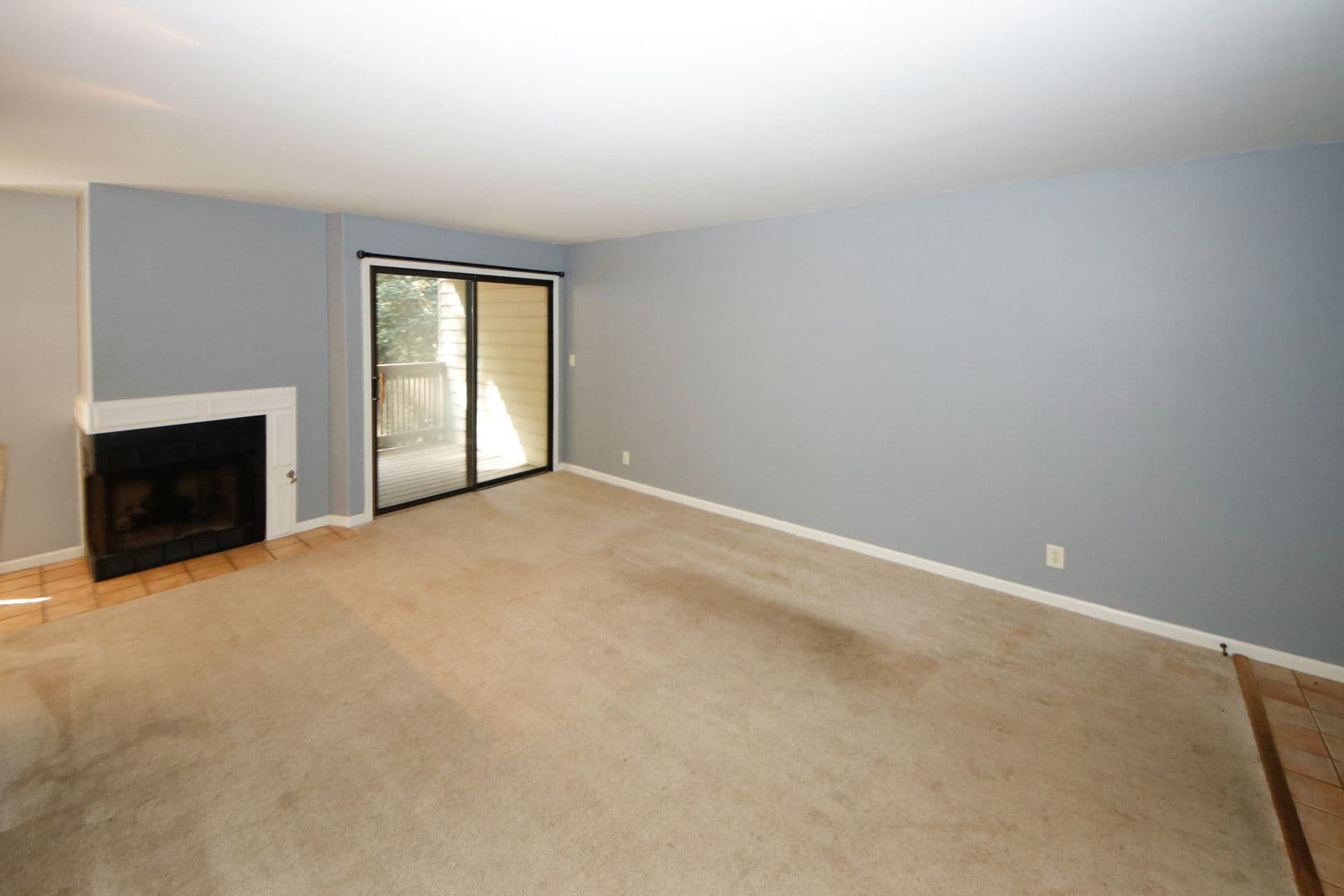 Sandy Springs Condo: 702 Garden Ct.