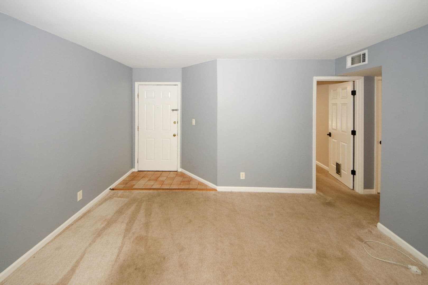 Sandy Springs Condo: 702 Garden Ct.