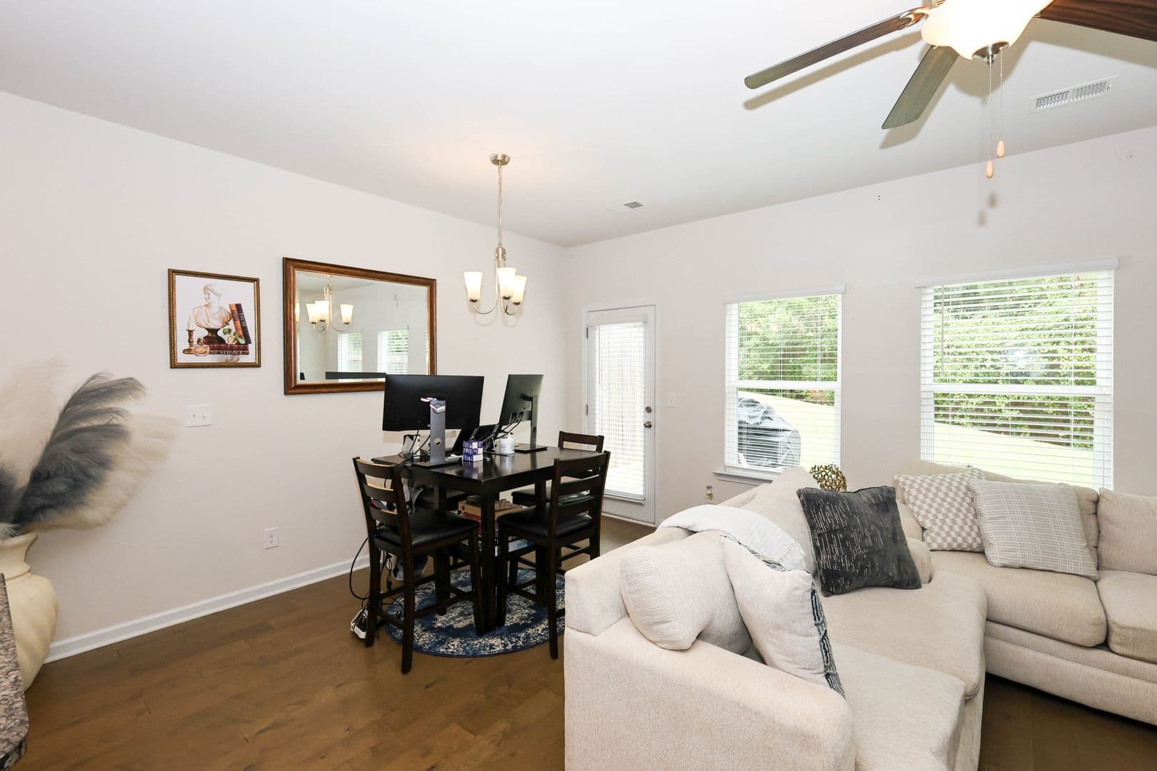 Stonecrest Townhome: 3493 Lakeview Creek