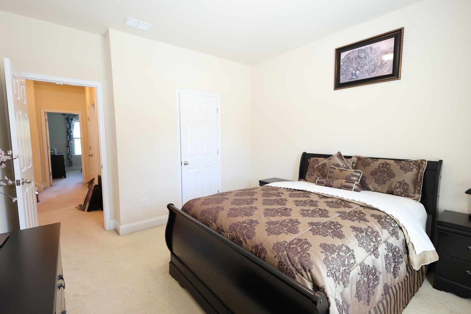 Johns Creek House: 825 Morganton Drive