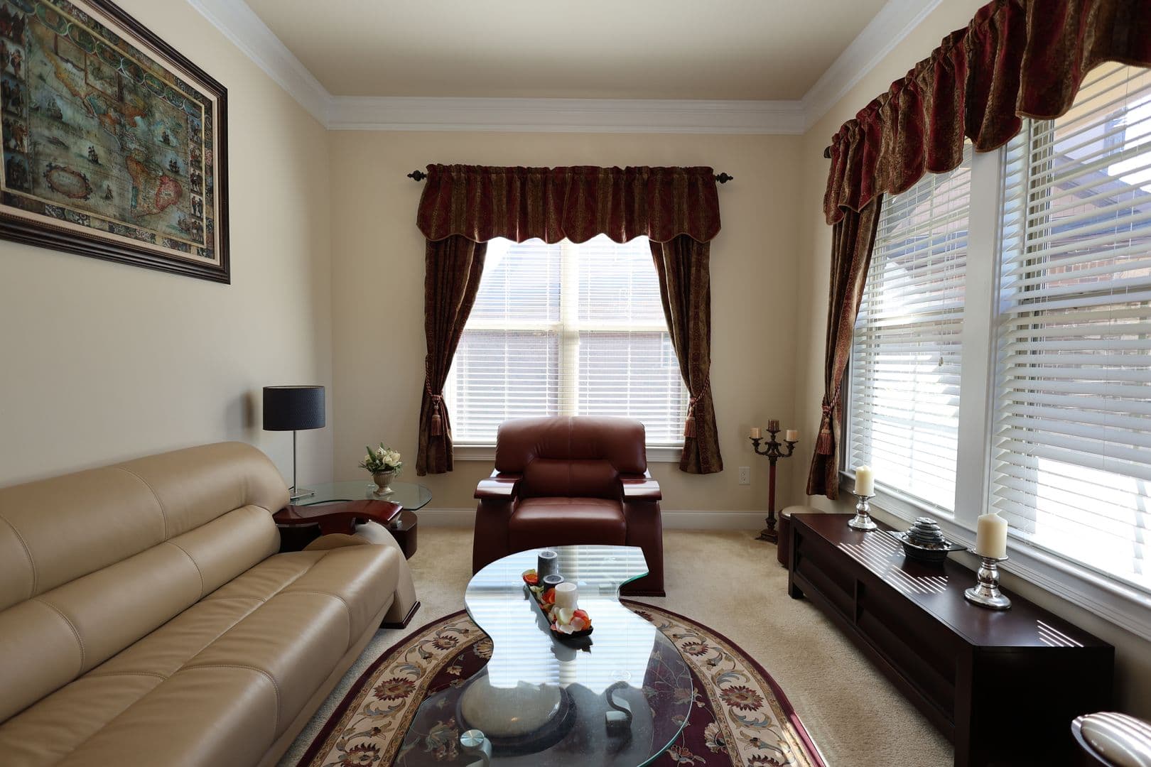 Johns Creek House: 825 Morganton Drive