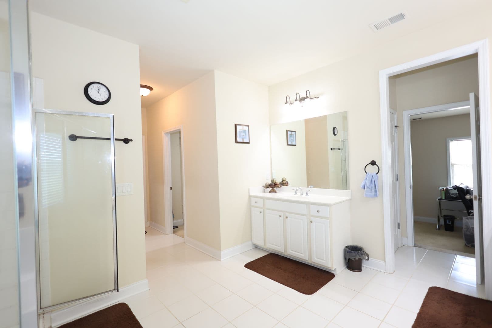 Johns Creek House: 825 Morganton Drive