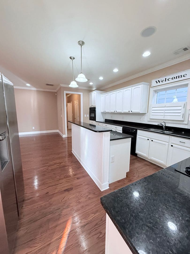 Cartersville House: 24 Courtyard Lane