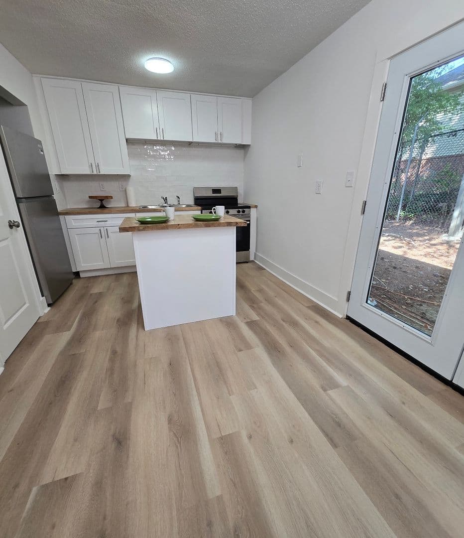 Atlanta Apartment: 2905 Springdale Rd.SW