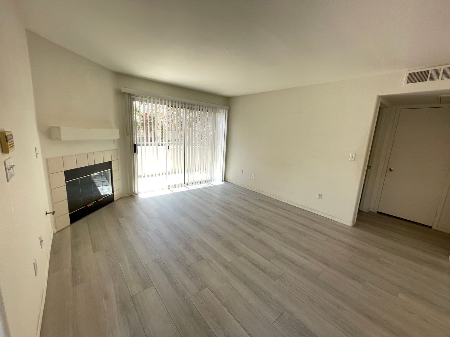 Las Vegas Condo: 5196 Mandalay Springs  #204