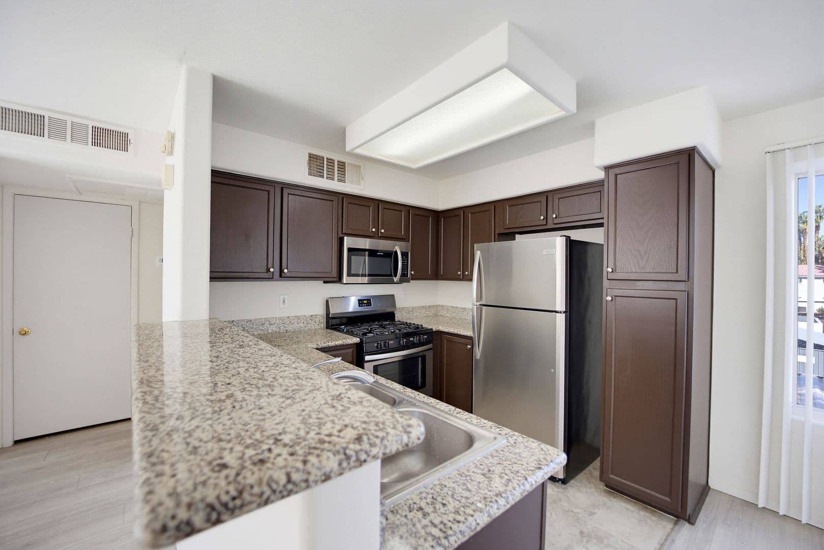 Las Vegas Condo: 5196 Mandalay Springs  #204