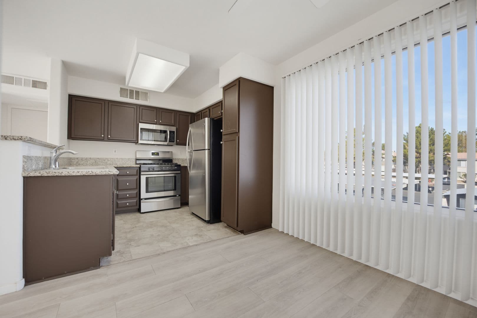 Las Vegas Condo: 5196 Mandalay Springs  #204