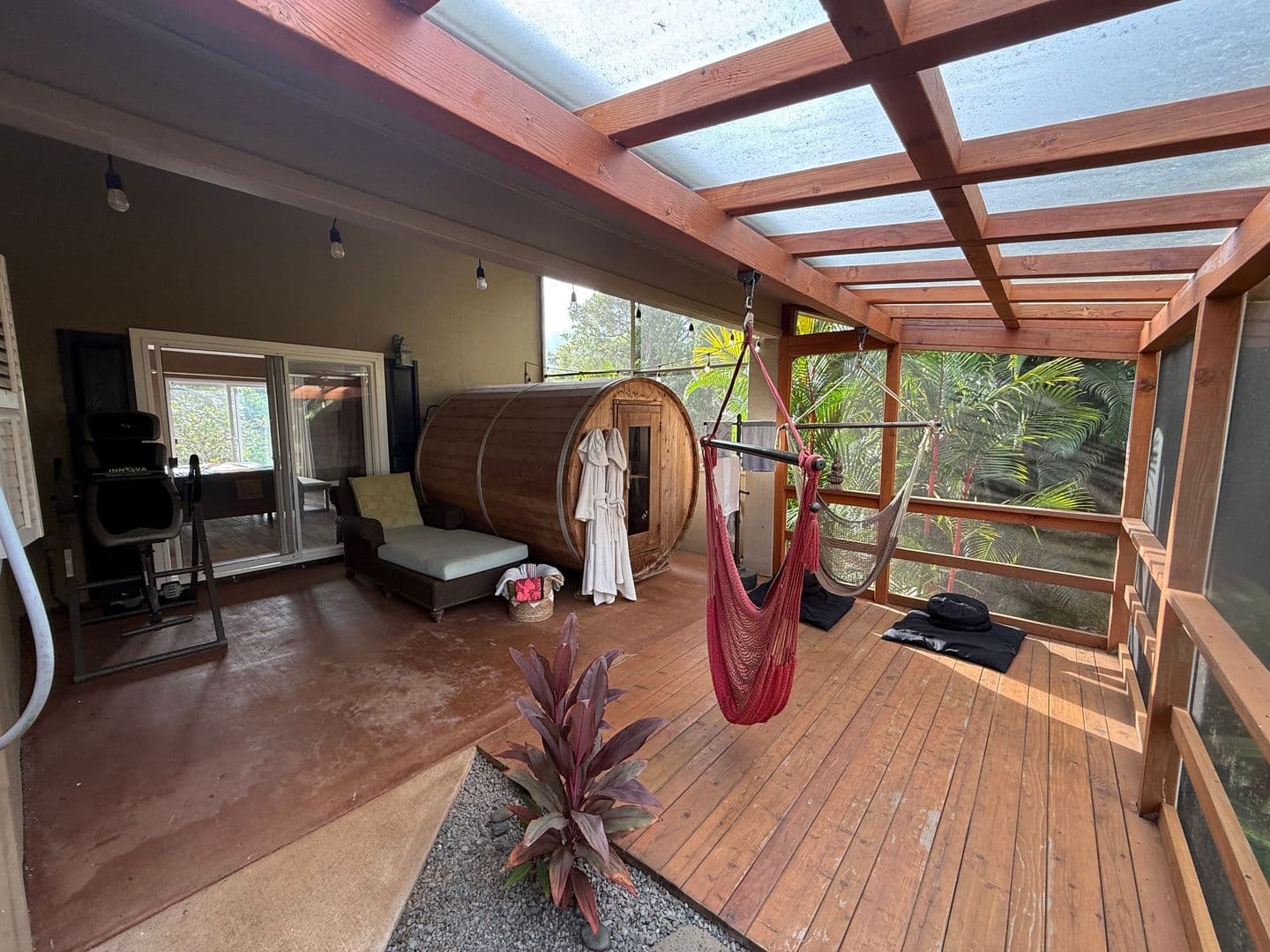 kapaa House: 5893 Kini pl