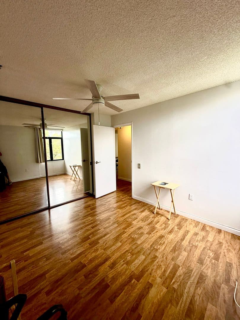 Lihue House: 3-3400 Kuhio Hwy #307
