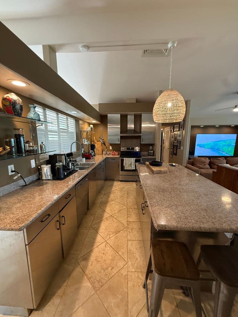 kapaa House: 5893 Kini pl