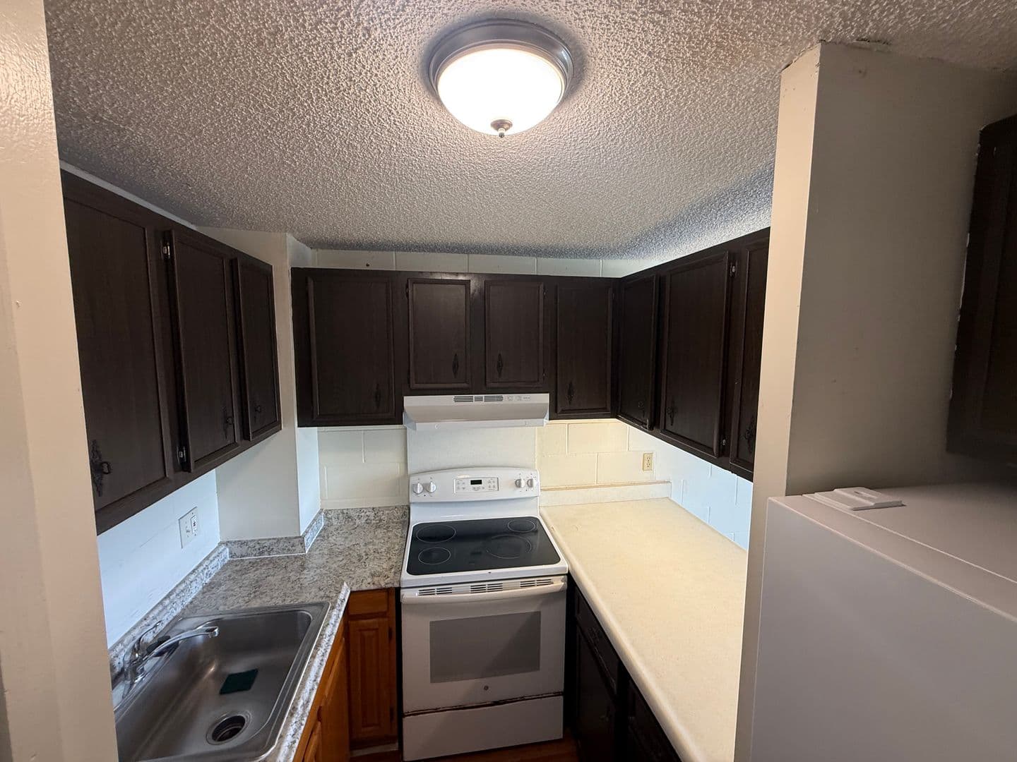 Lihue Apartment: 4156 Rice st