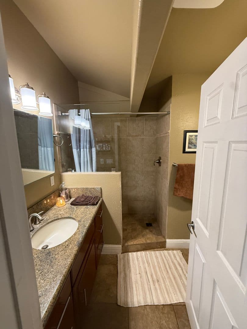 kapaa House: 5893 Kini pl
