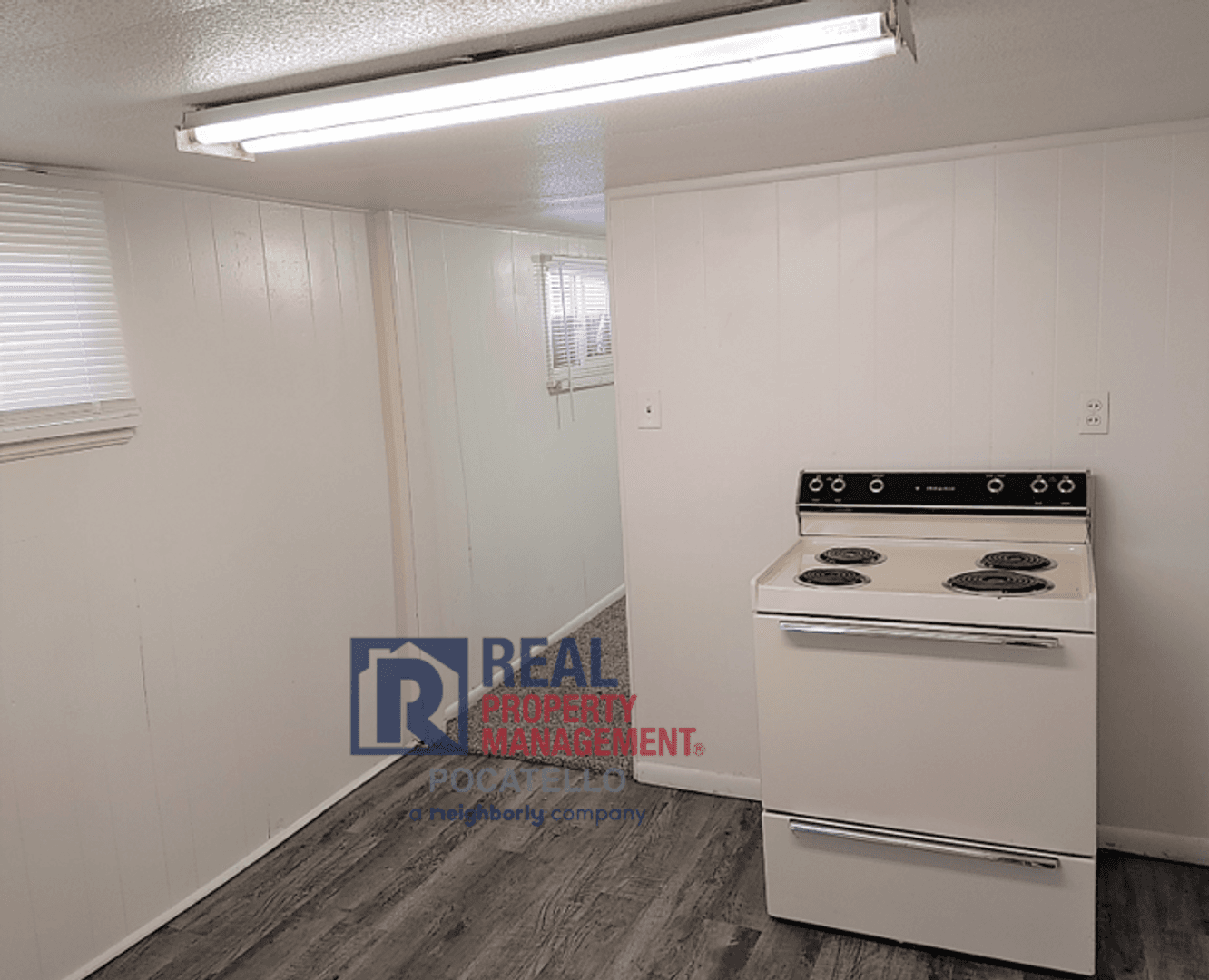 Pocatello Apartment: 1329-1331-1333 S 3rd