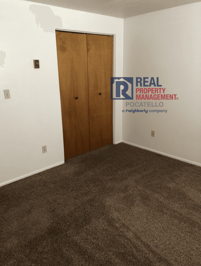 Pocatello Apartment: 1232 S. 2nd
