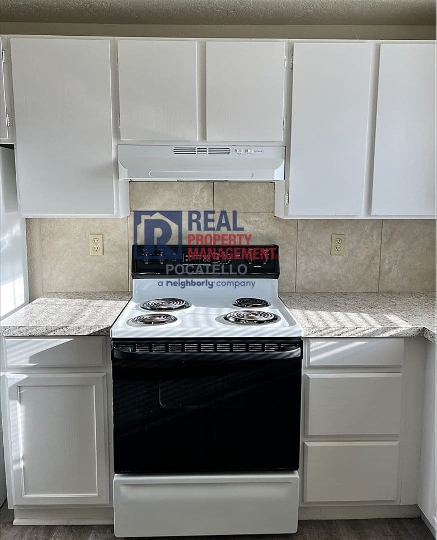 Pocatello Apartment: 1234 S. 2nd