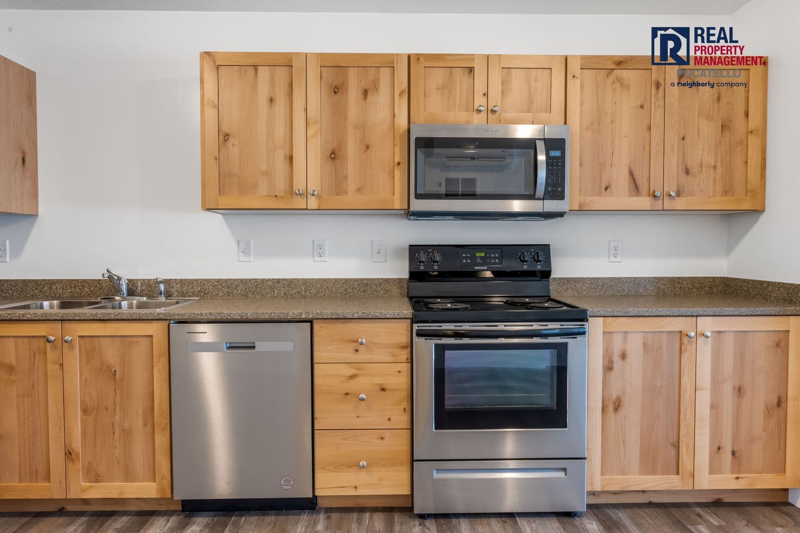 Chubbuck Apartment: 251 W Linden  Bld.9