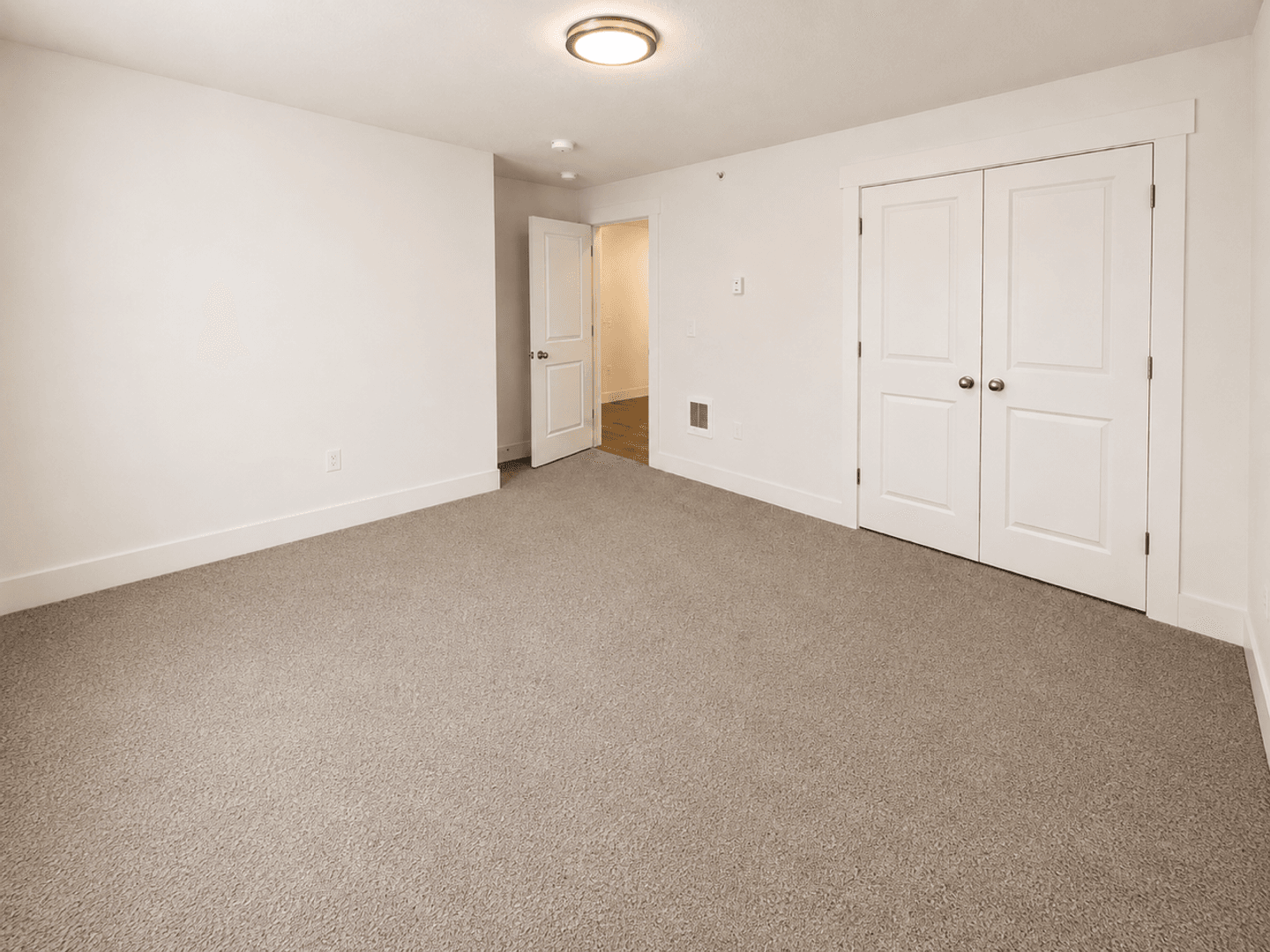 Pocatello Apartment: 1309 Fairgrounds Rd. Bld #4