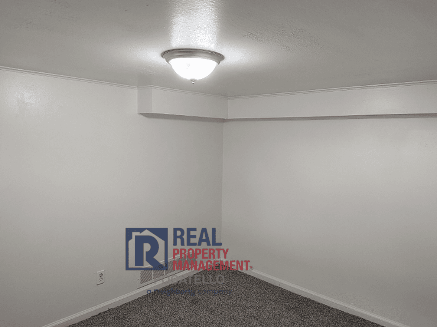 Pocatello Apartment: 1329-1331-1333 S 3rd