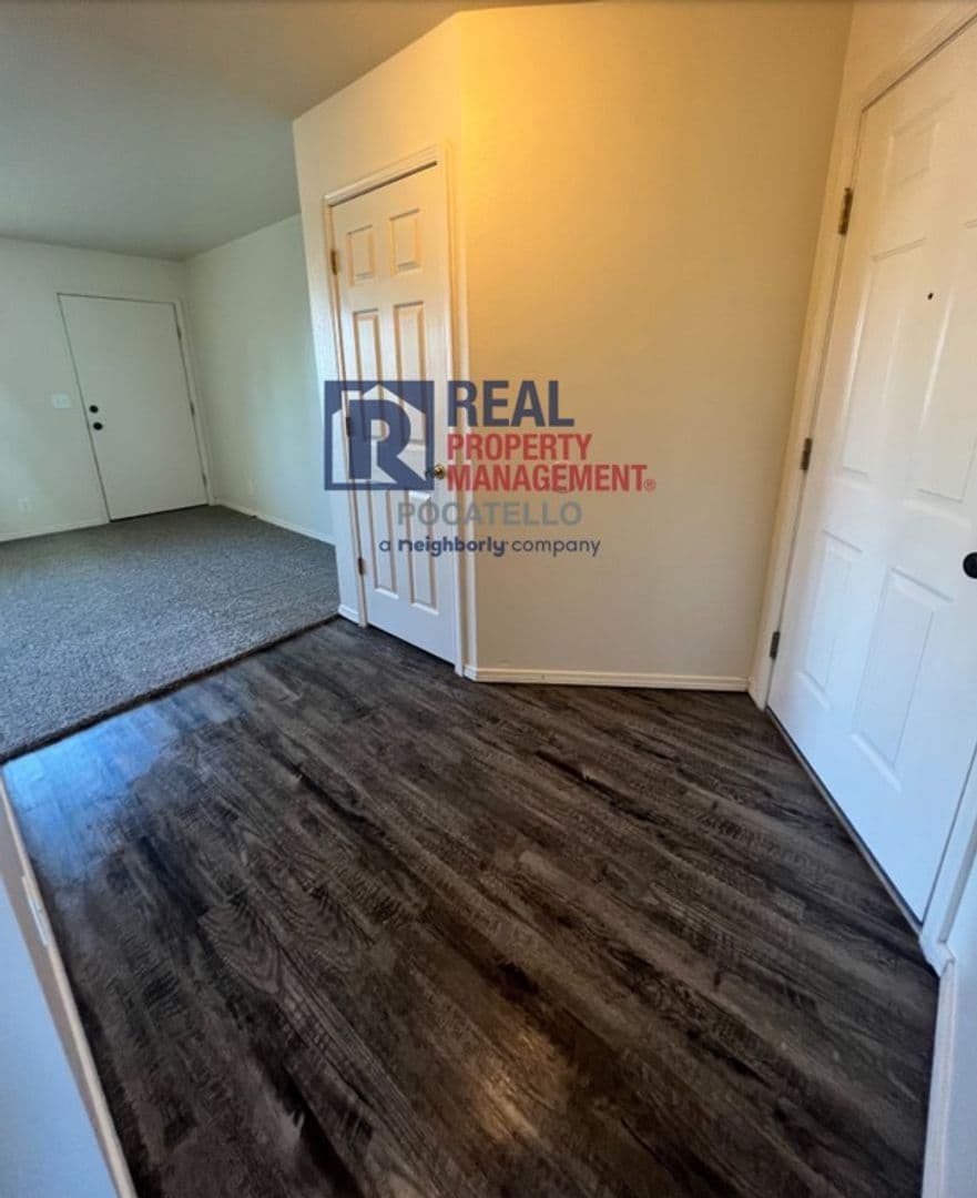 Pocatello Apartment: 1120 E Poplar