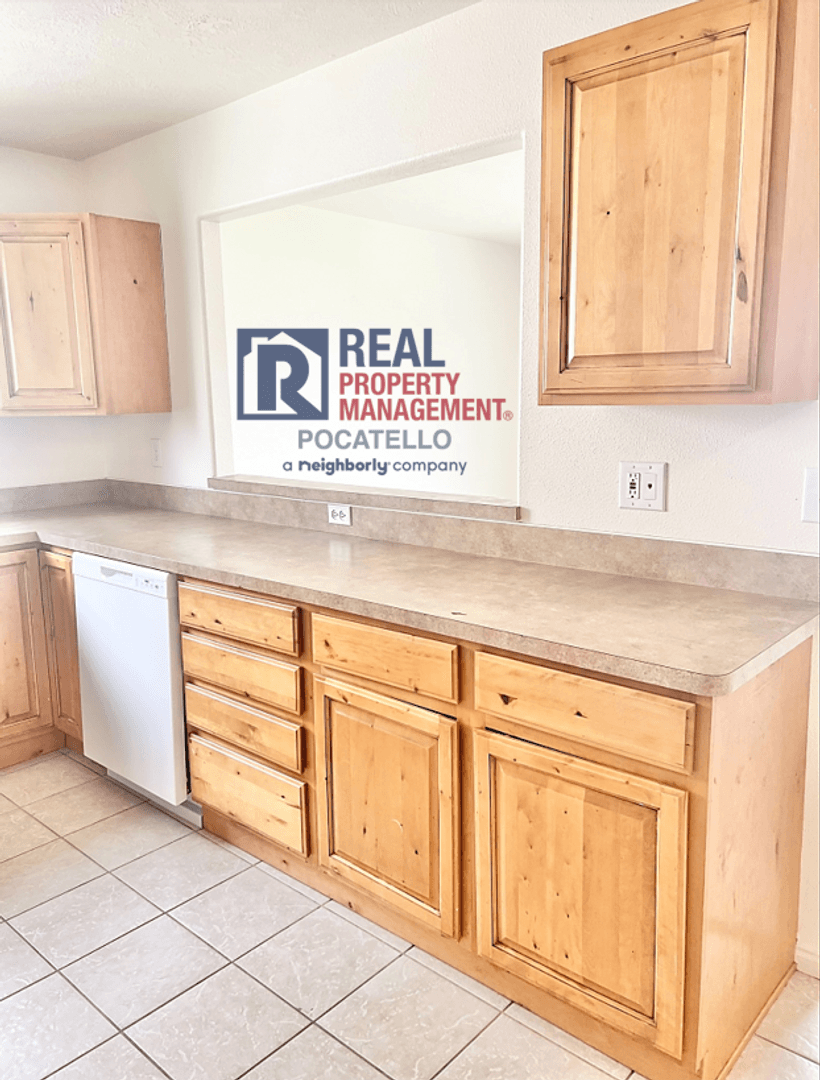 Pocatello Apartment: 4415 Opal Ave