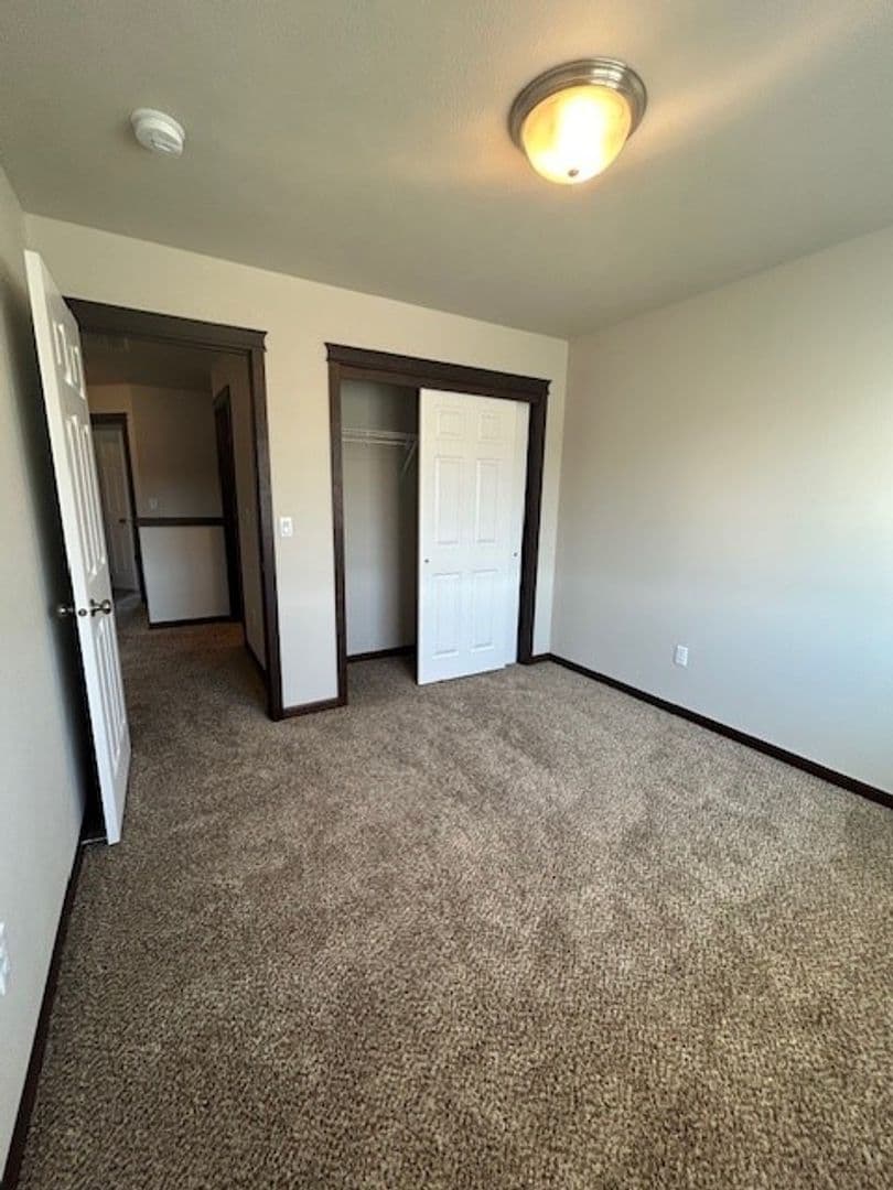 Coeur d Alene House: 3075 N Belmont Rd