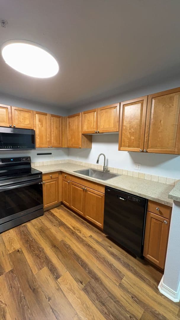 Post Falls Condo: 352 N Promenade