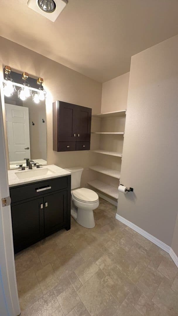 Post Falls Condo: 352 N Promenade