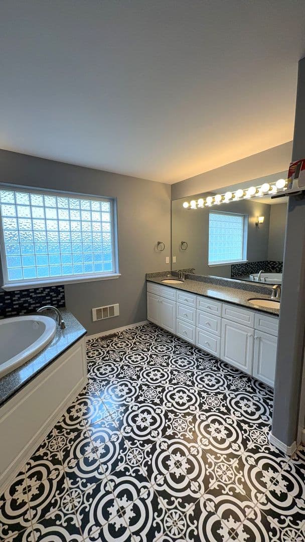 Coeur D Alene House: 2833 N Bristlecone Dr