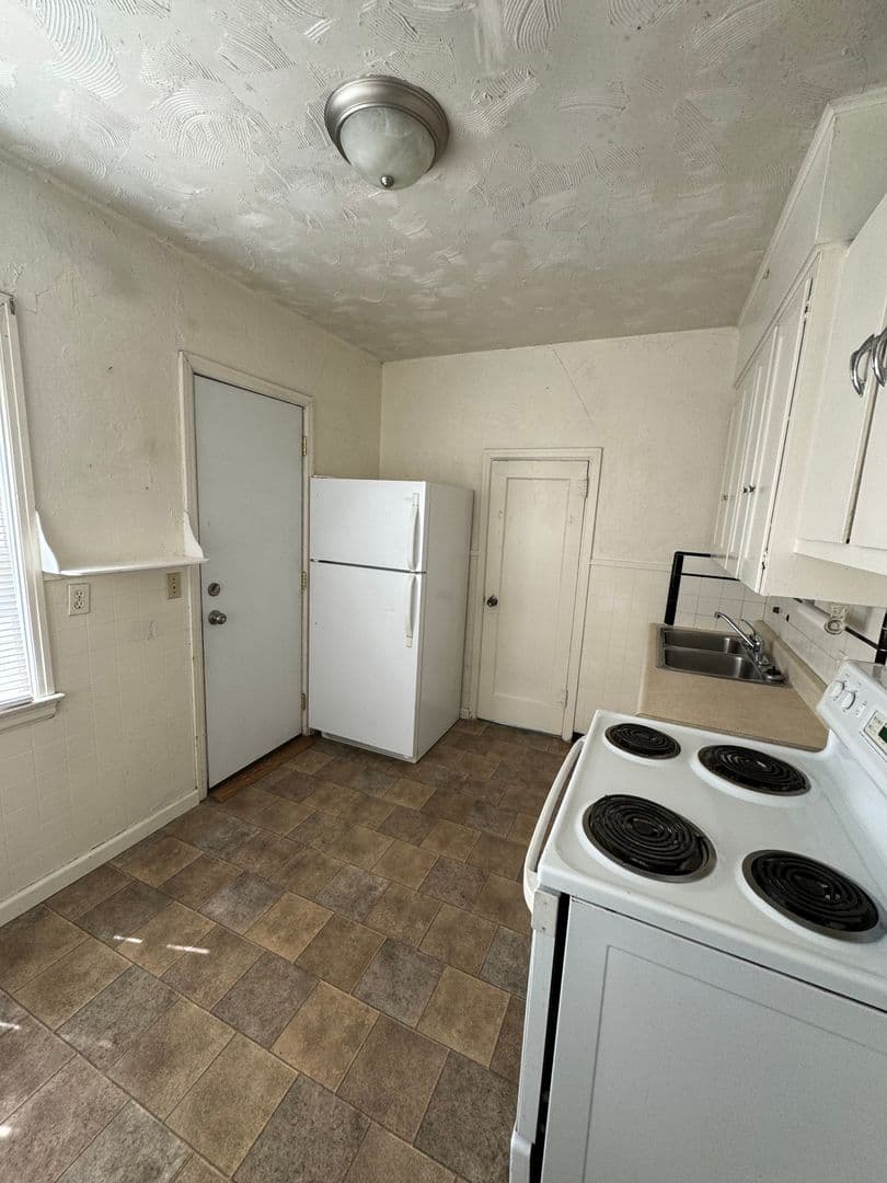 Idaho Falls Apartment: Water & Cedar
