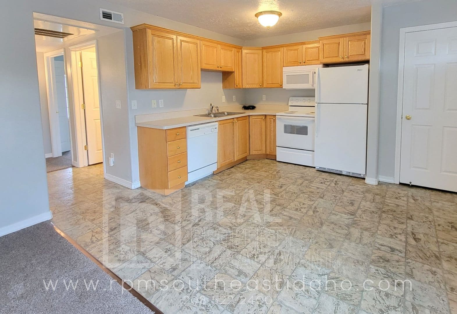 Rexburg Apartment: 318 Pioneer Rd