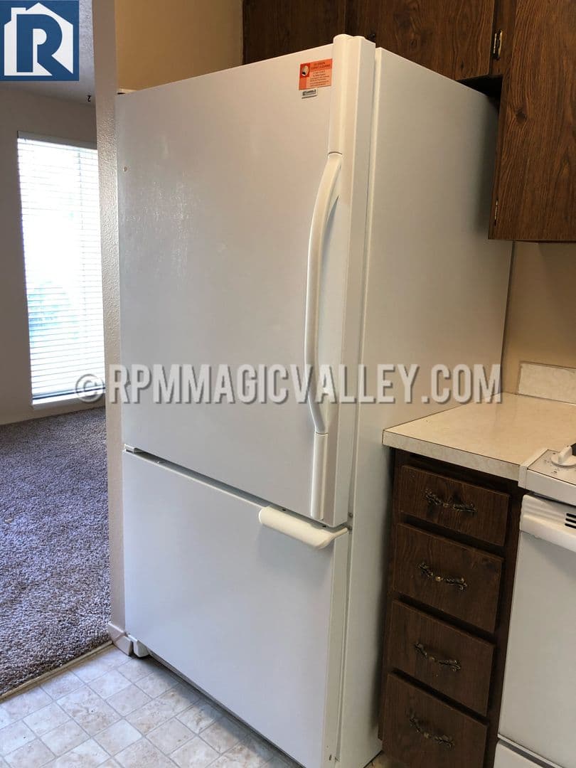 Twin Falls House: 747 Meadows Drive #2
