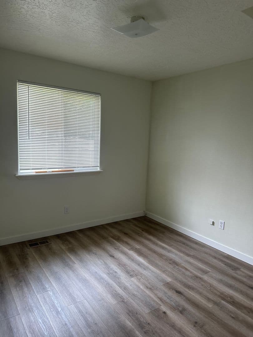 Caldwell House: 3412 Manchester Drive