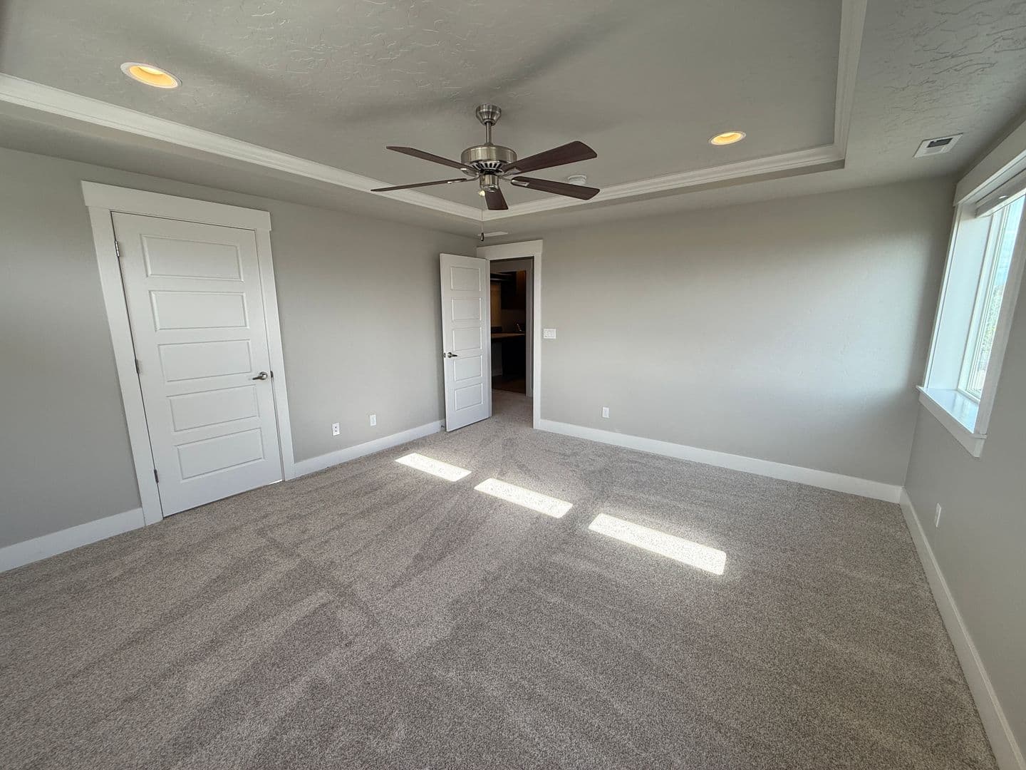 Meridian House: 3535 W Lesina St