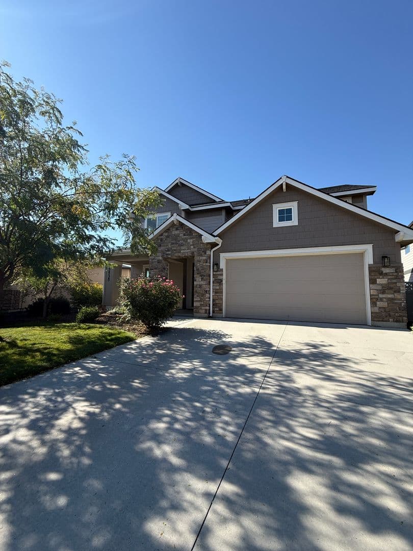 Meridian House: 3535 W Lesina St