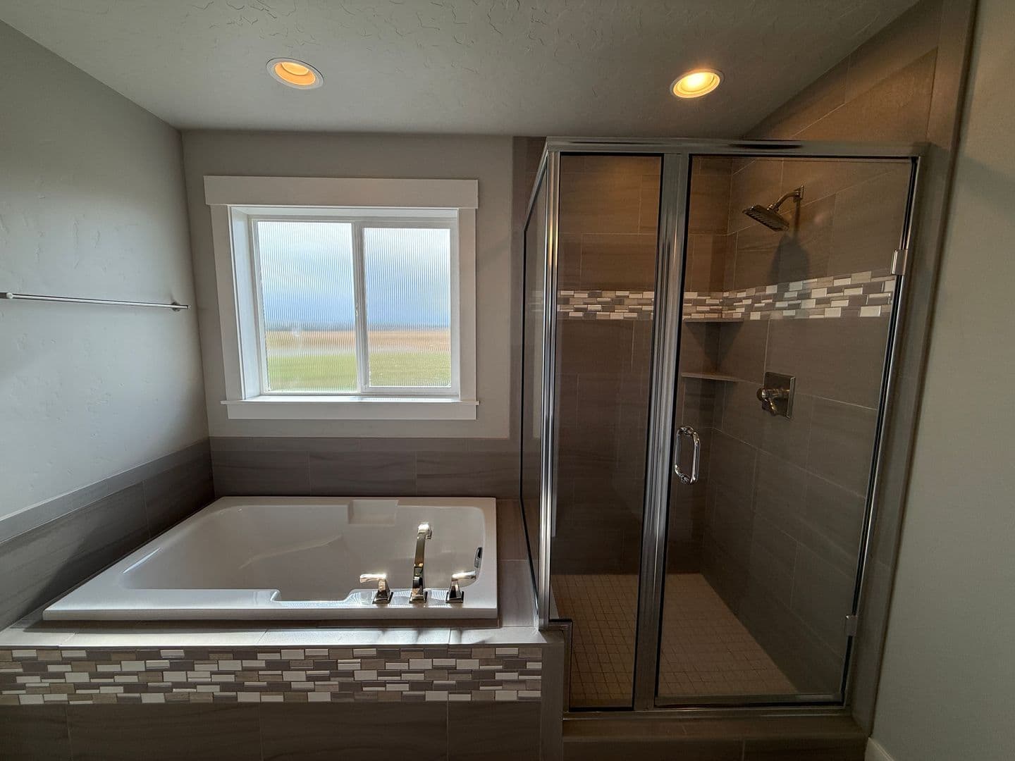 Meridian House: 3535 W Lesina St