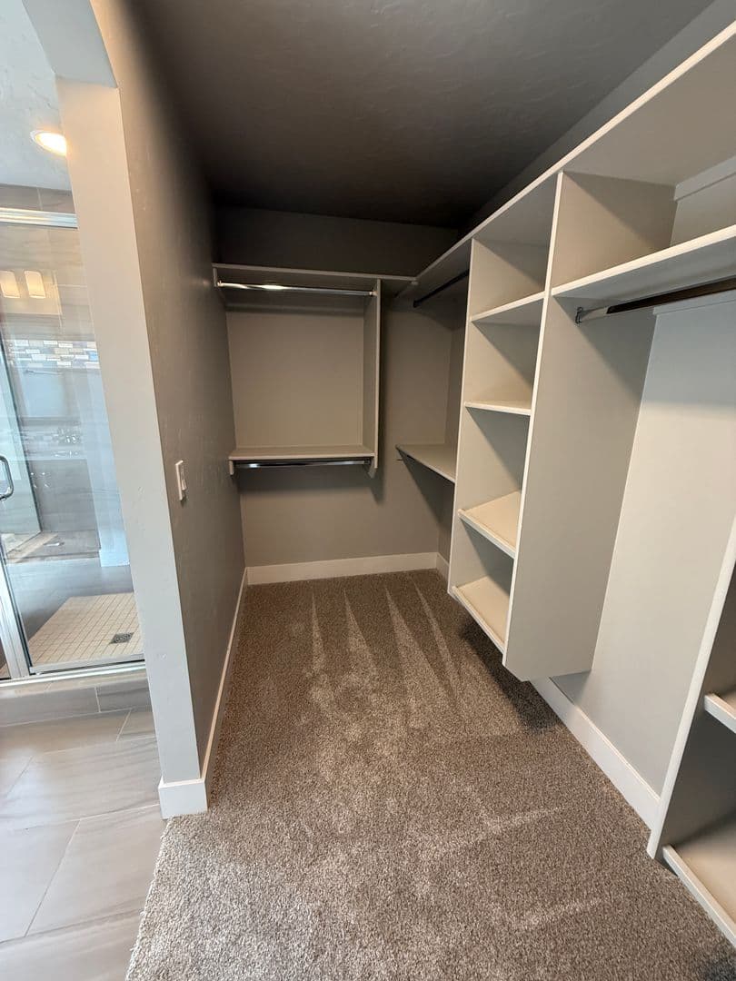 Meridian House: 3535 W Lesina St