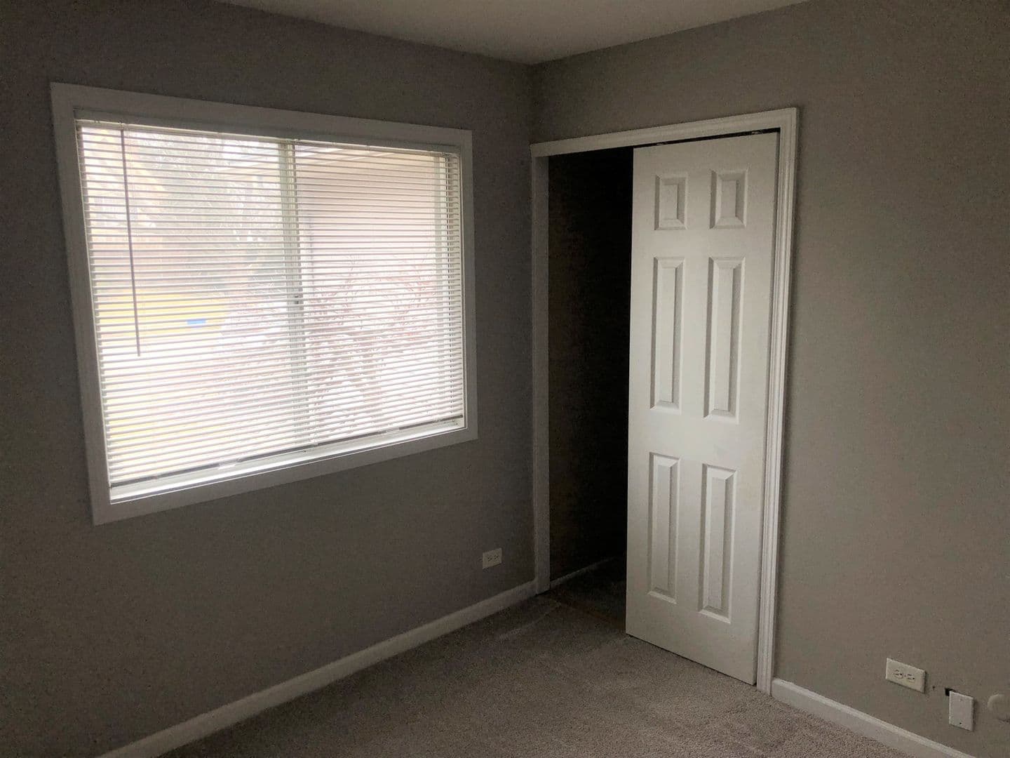 Bolingbrook House: 448 Independence